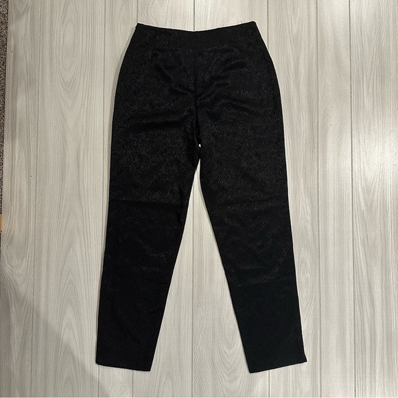 Jaclyn Smith Classic Women’s Patterned Black Dresspants with Zipper - Picture 4 of 4